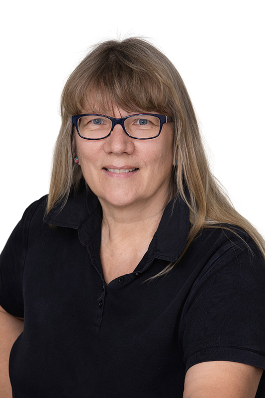 Marion Leonhard